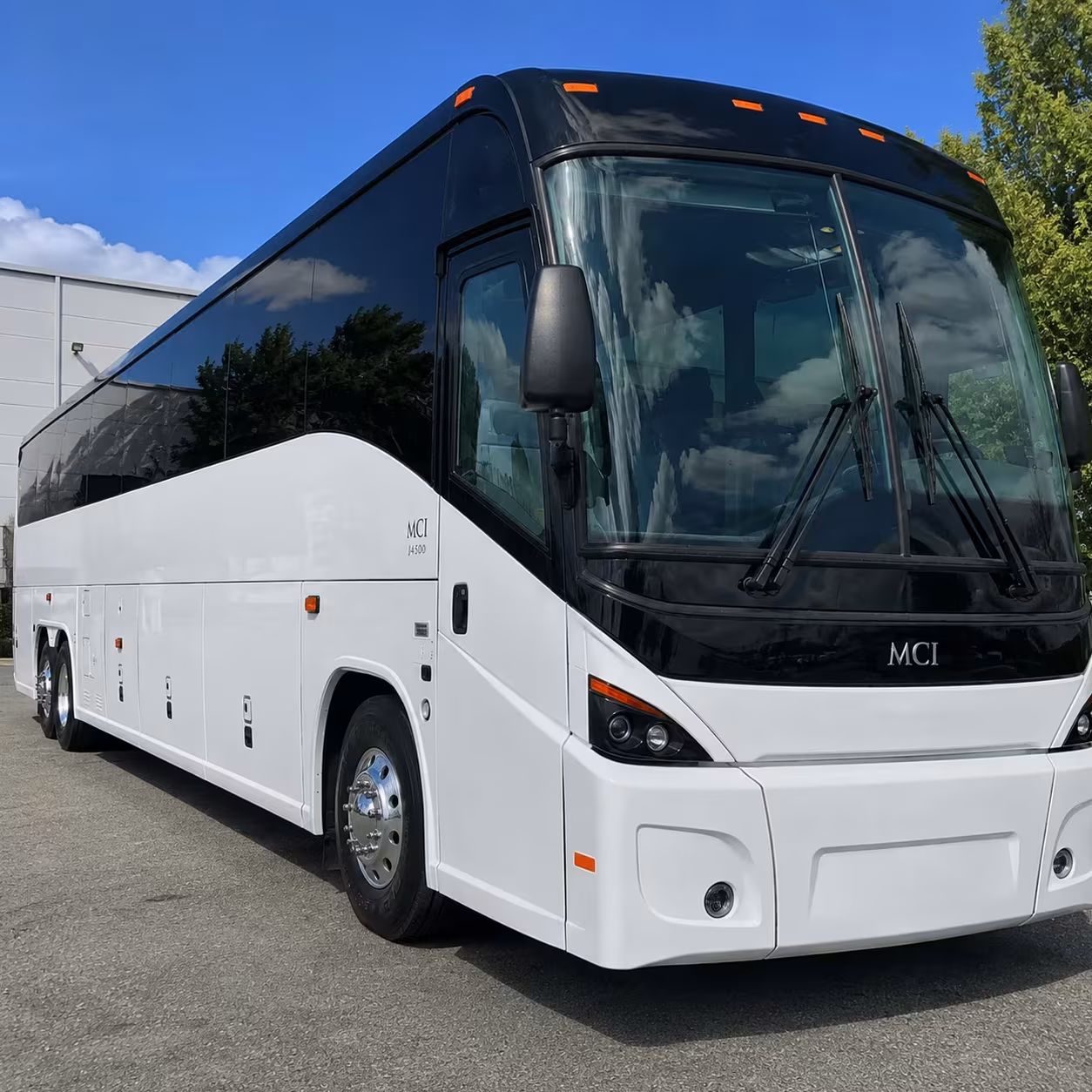 you can find and book employee transportation in virginia beach and any nearby city